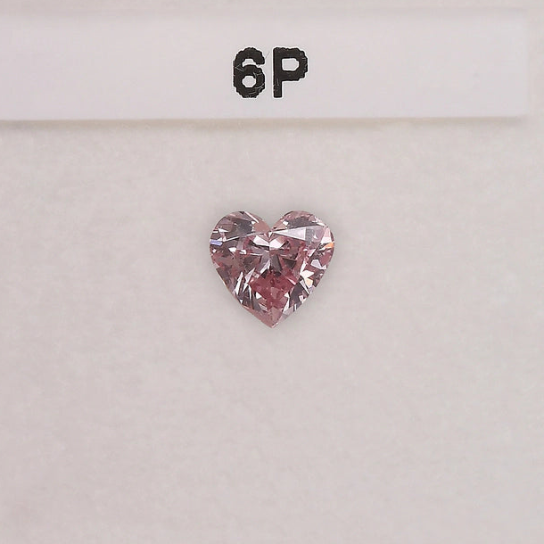 ARGYLE - 0.48 carat, Fancy Intense Pink Diamond, 6P, Heart Shape
