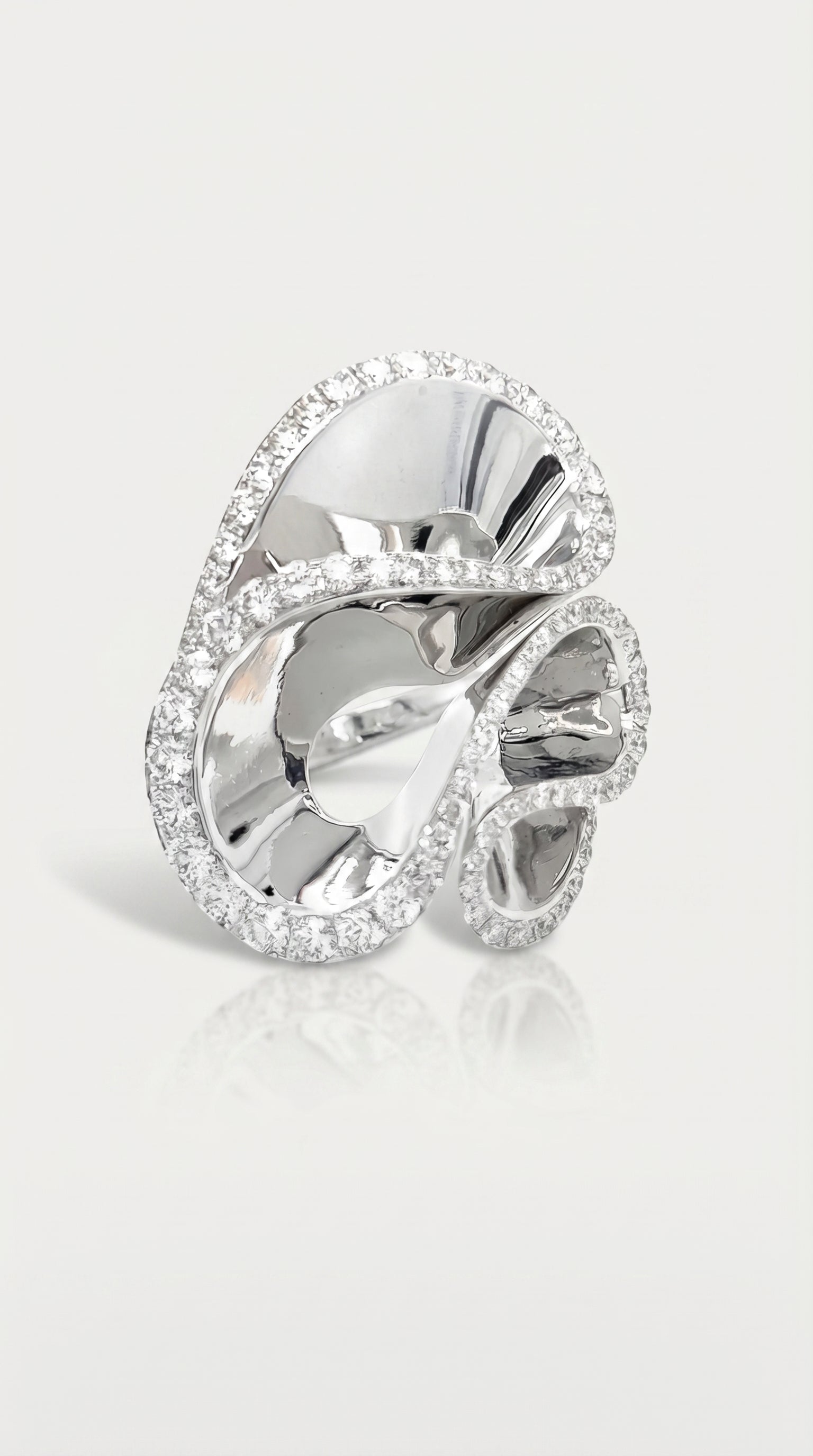 The Flow Sculptural Diamond Ring