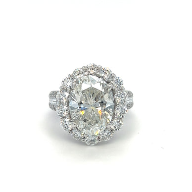 Majesty Diamond Ring