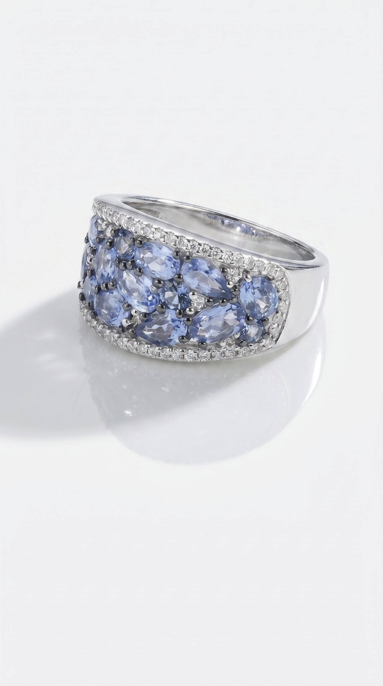 Mosaïque Éternelle Blue Sapphires and Blue Topaz Ring