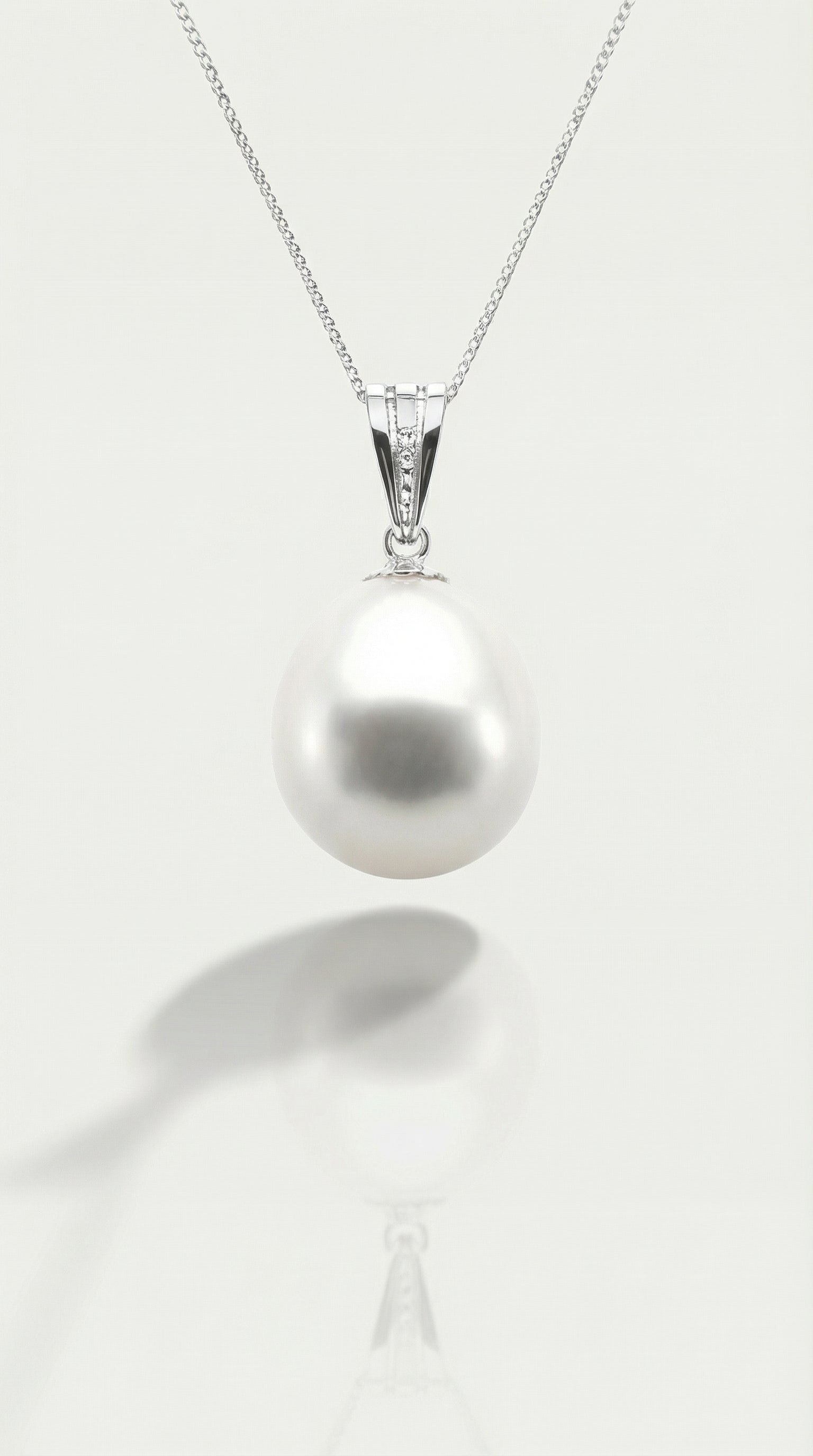 Australian South Sea Pearl - Round 16 mm Groove Diamond Bail