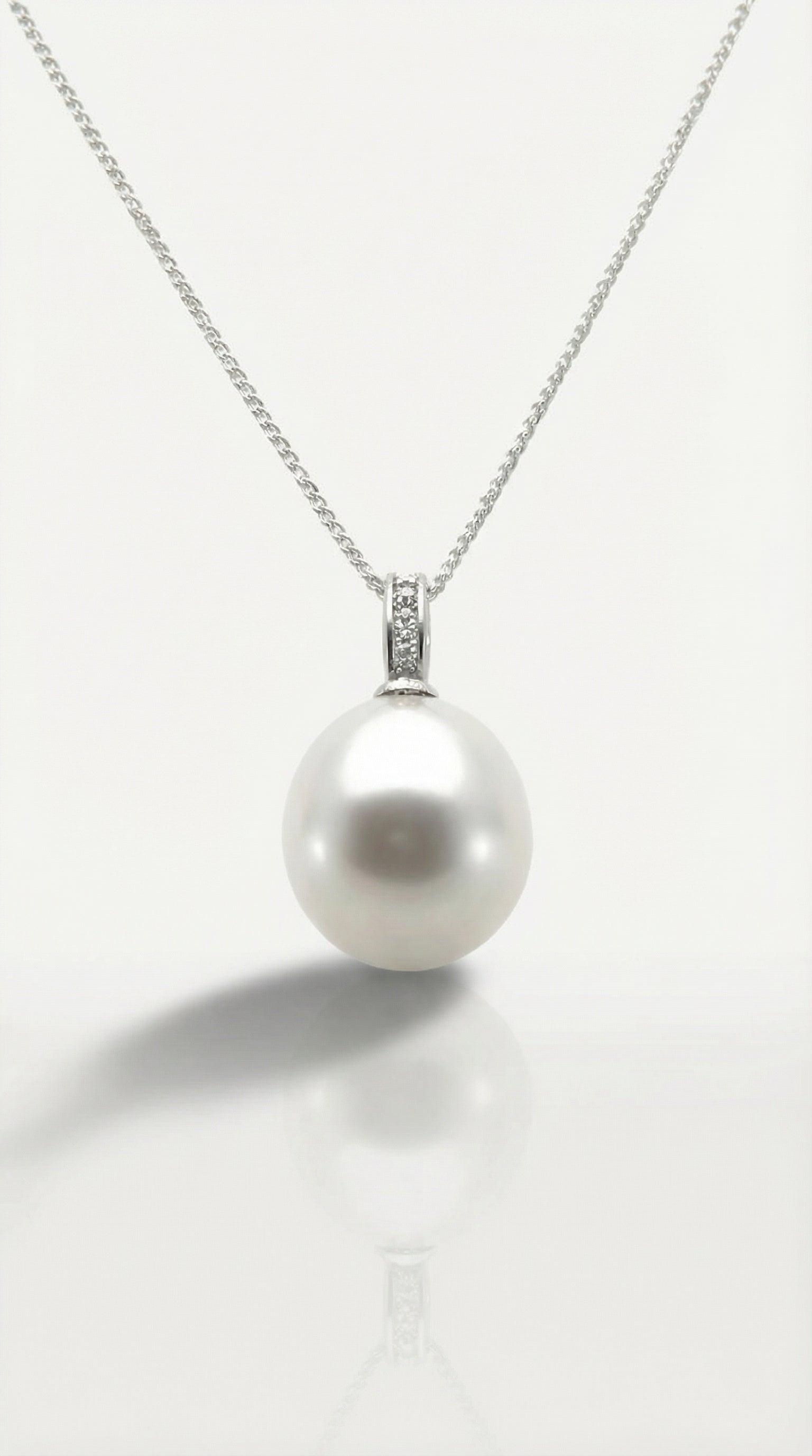 Australian South Sea Pearl - Round 12mm Diamonds Bail Pendant