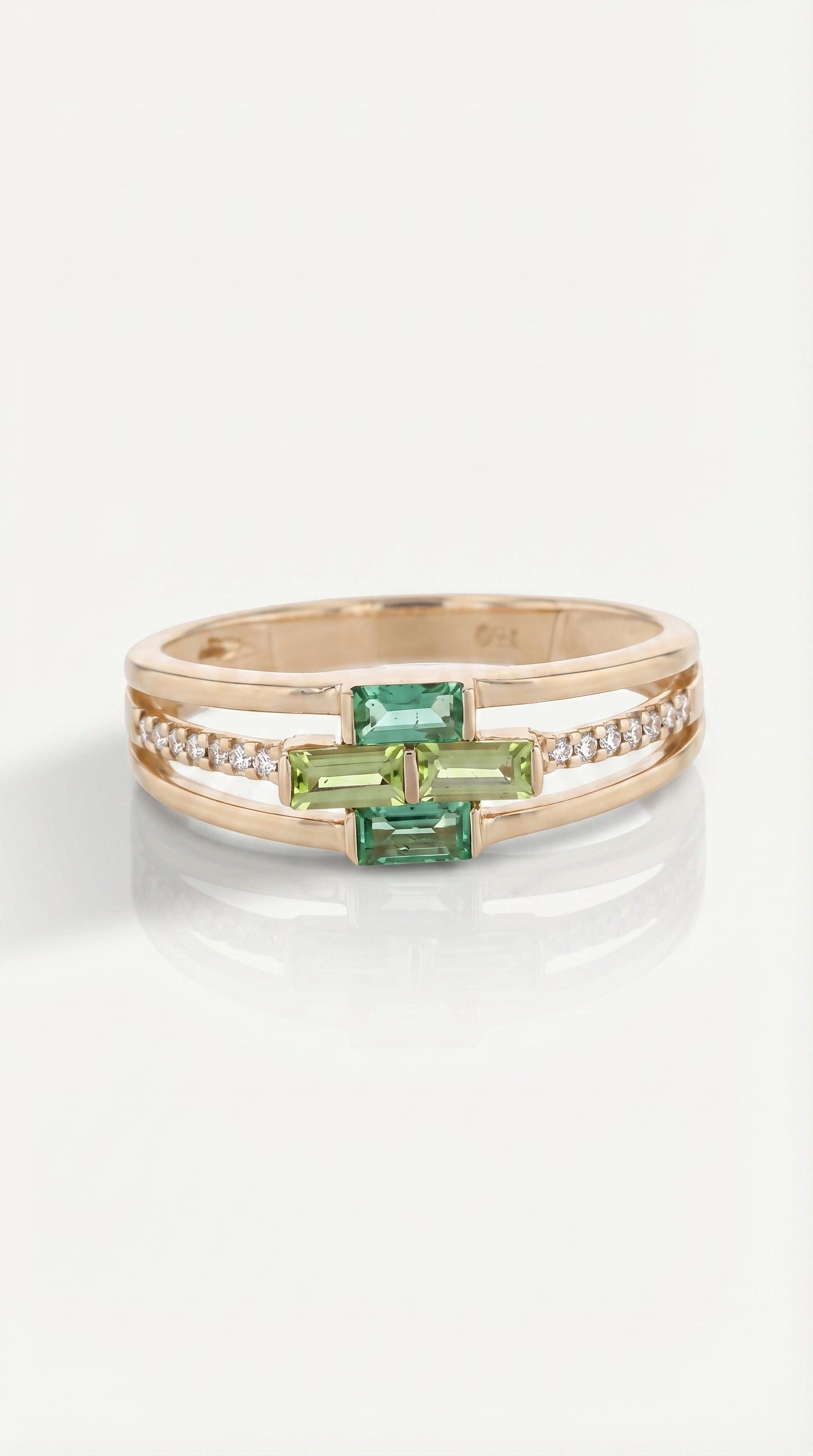 Rainbow - Emerald & Peridot Ring