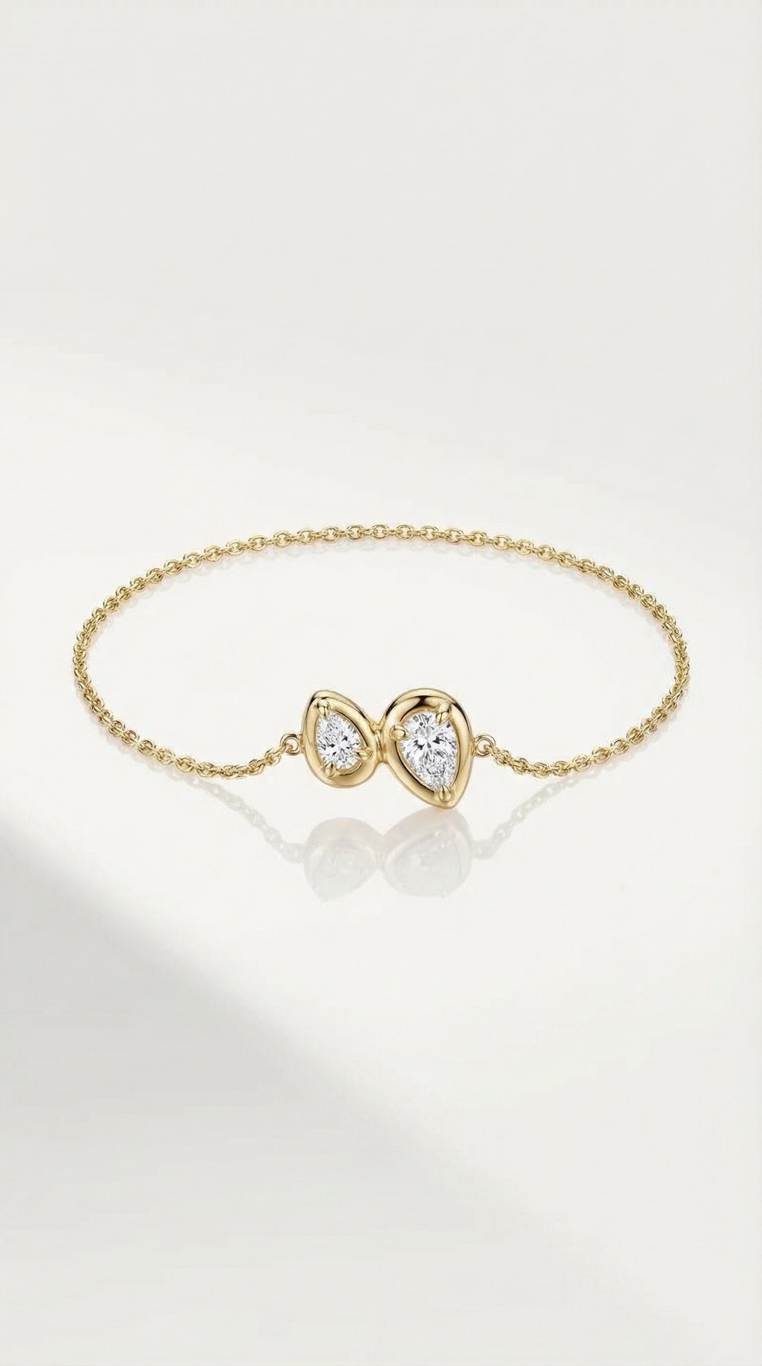 Levendi Essentials - Twins Pear Diamonds Bracelet