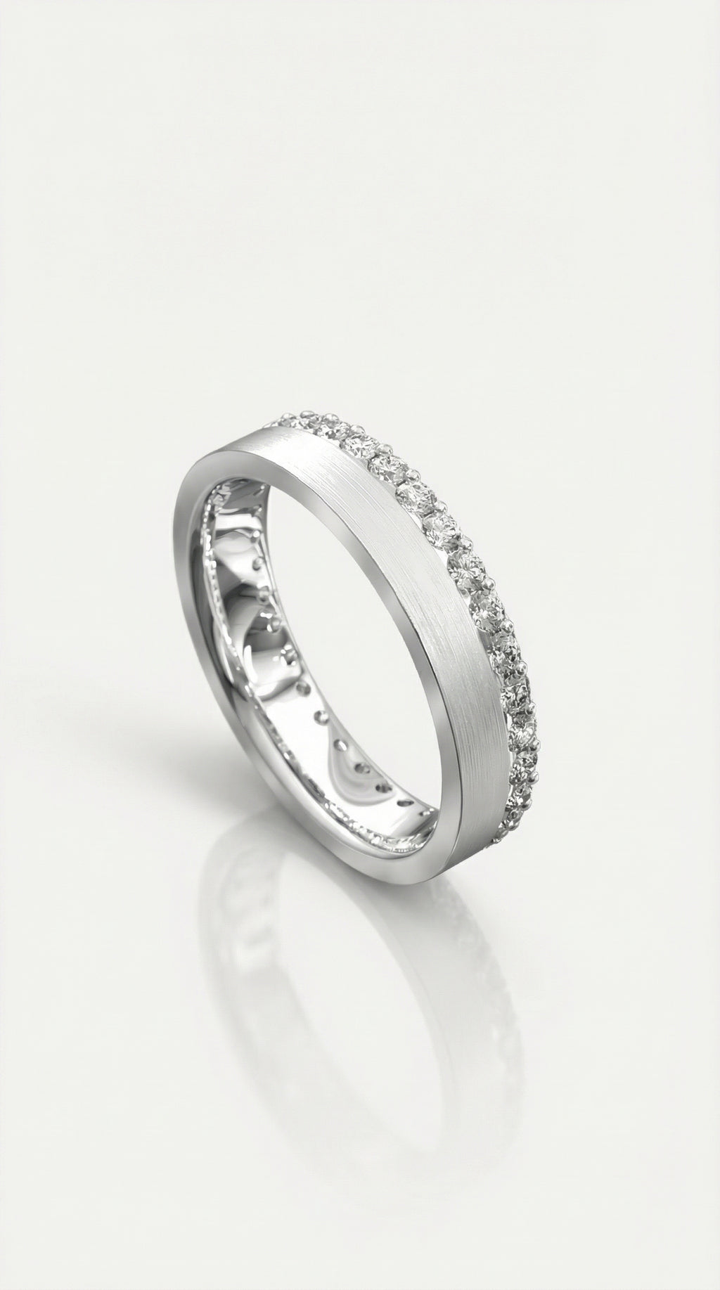 Single Row Diamond Edge Set Ring — Levendi Jewellers
