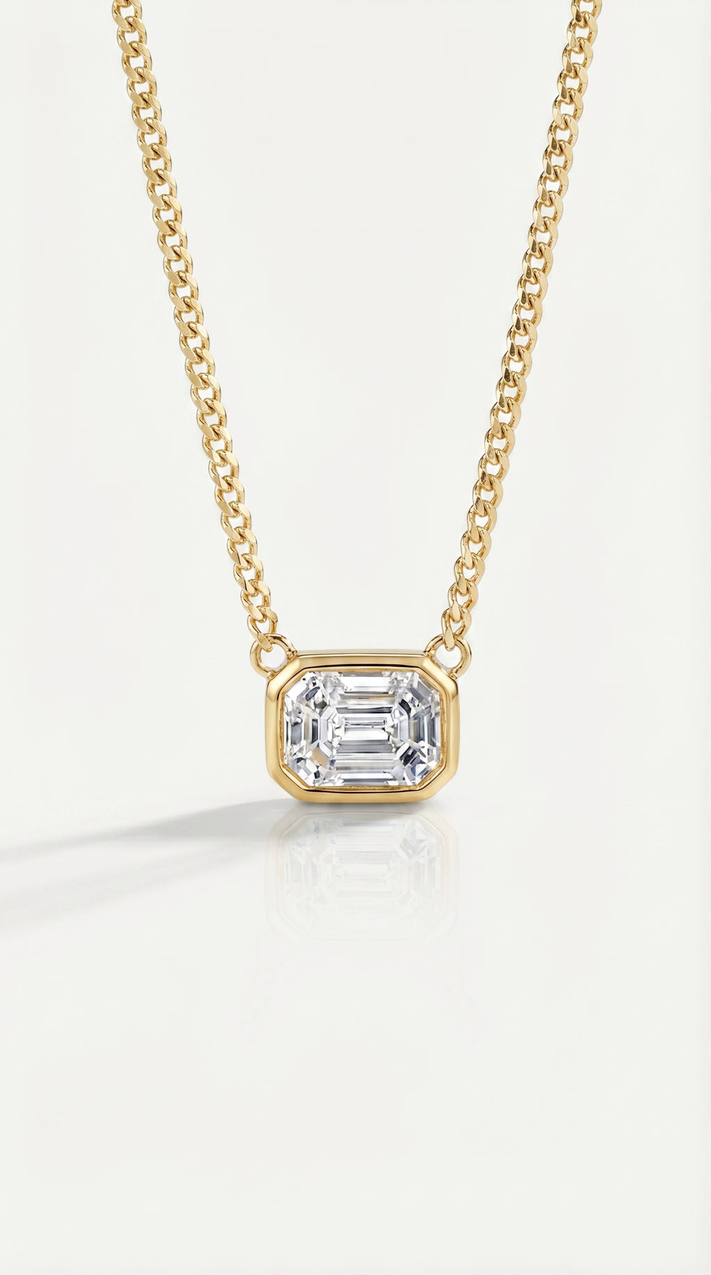 Cara - Cluster Diamonds Pendant — Levendi Jewellers