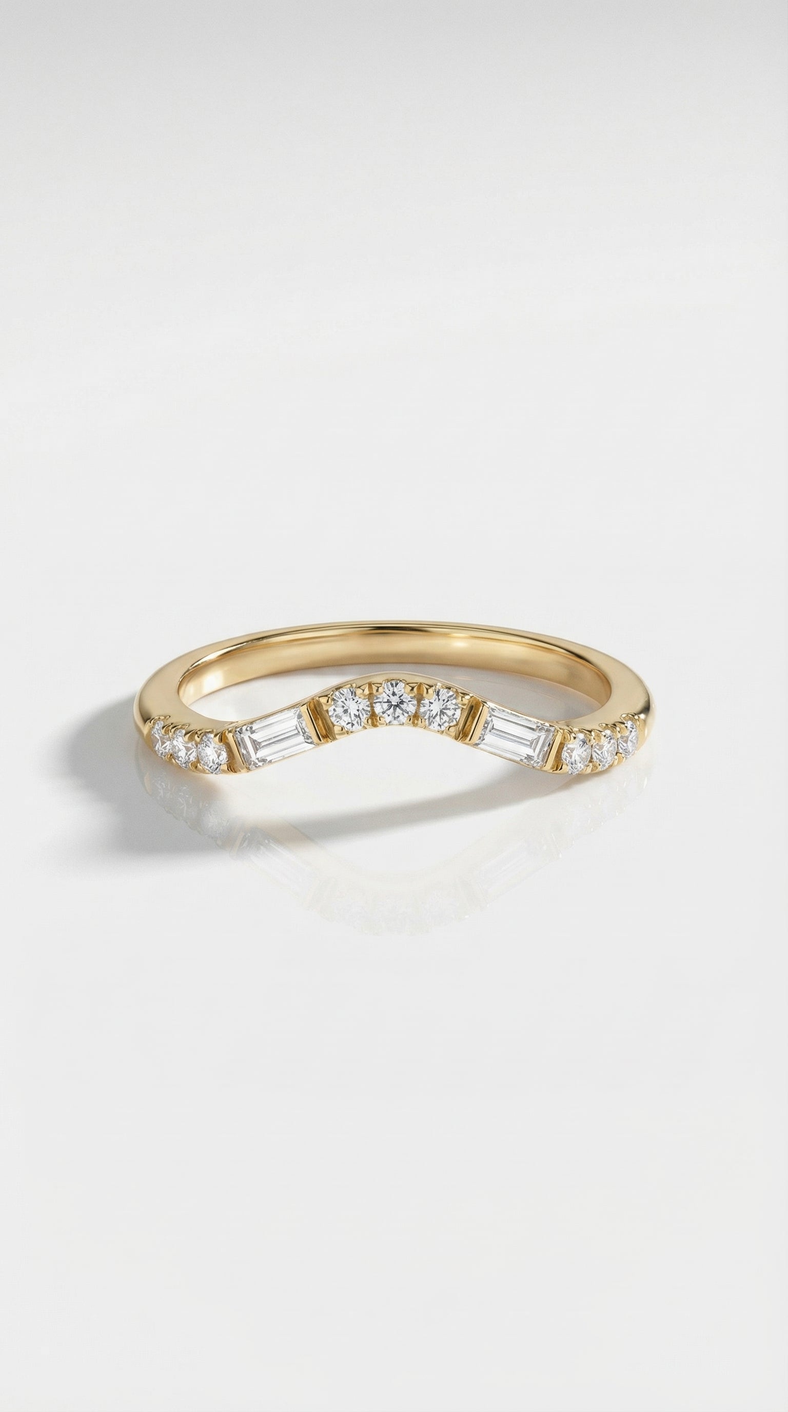 Wedding band - Baguette & Round Soft Curve