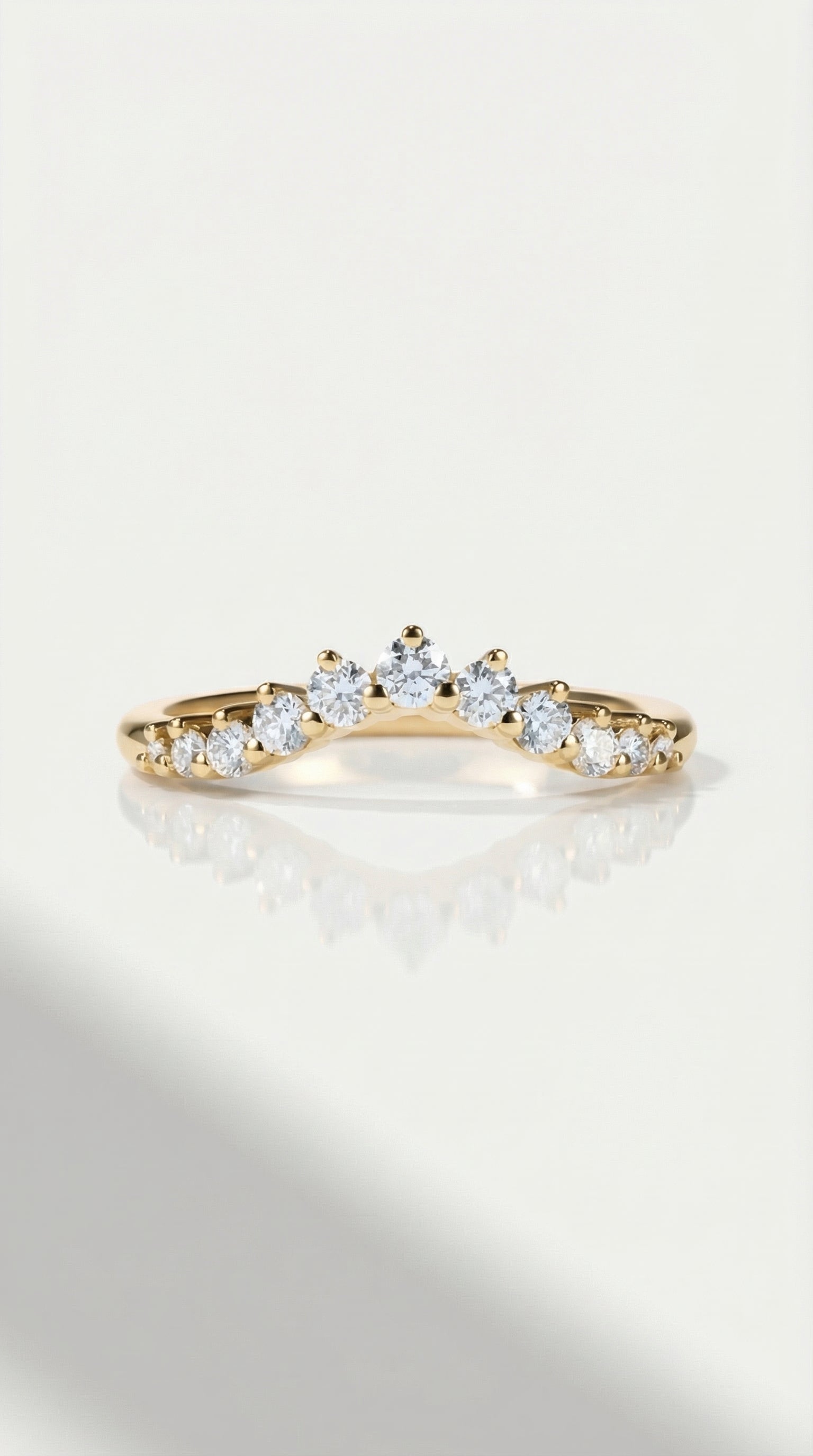 Wedding Band - 11 diamonds soft curve