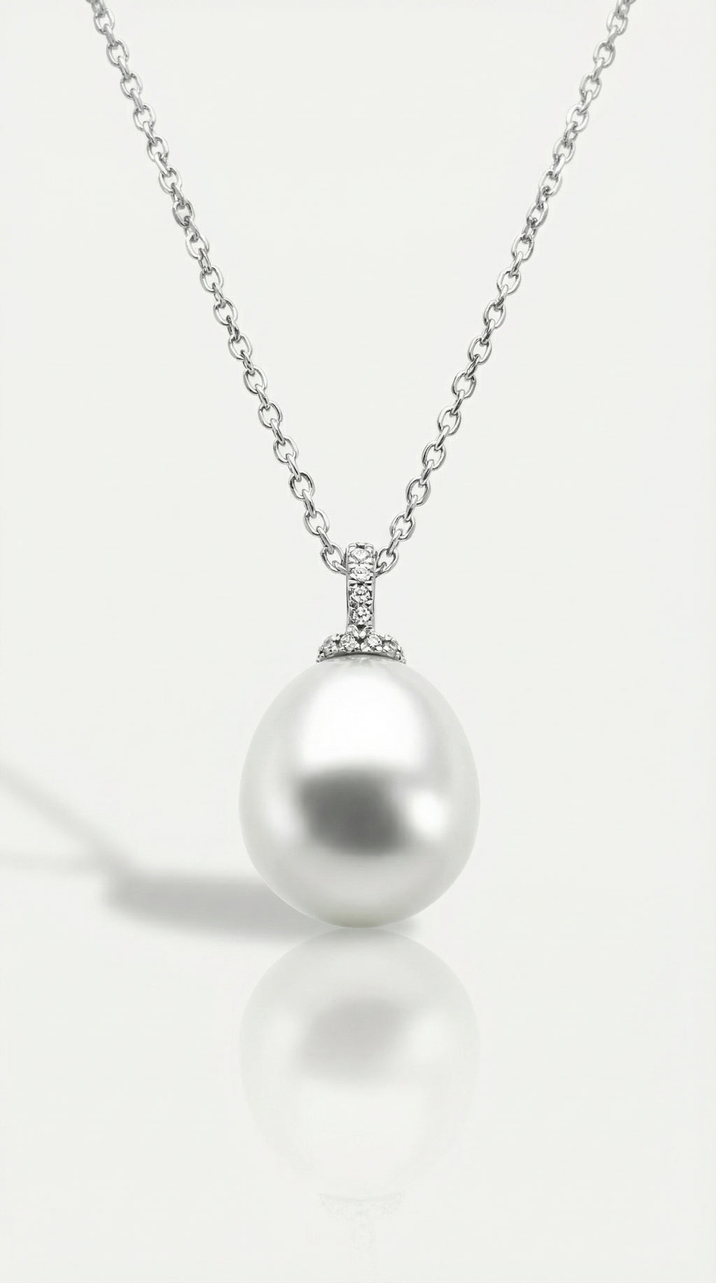 Australian South Sea Pearl - Oval 14 mm Kettle Diamond Bail — Levendi Jewellers