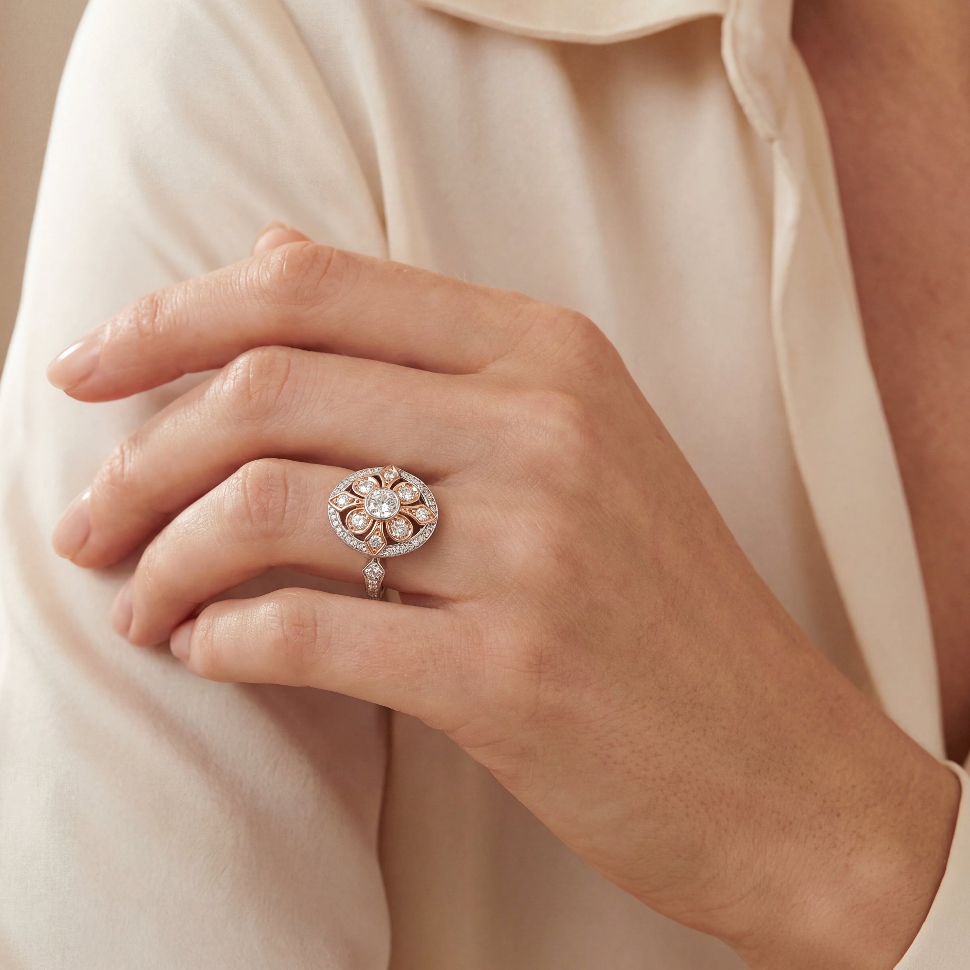 Art Deco - Two Tones Diamond Ring