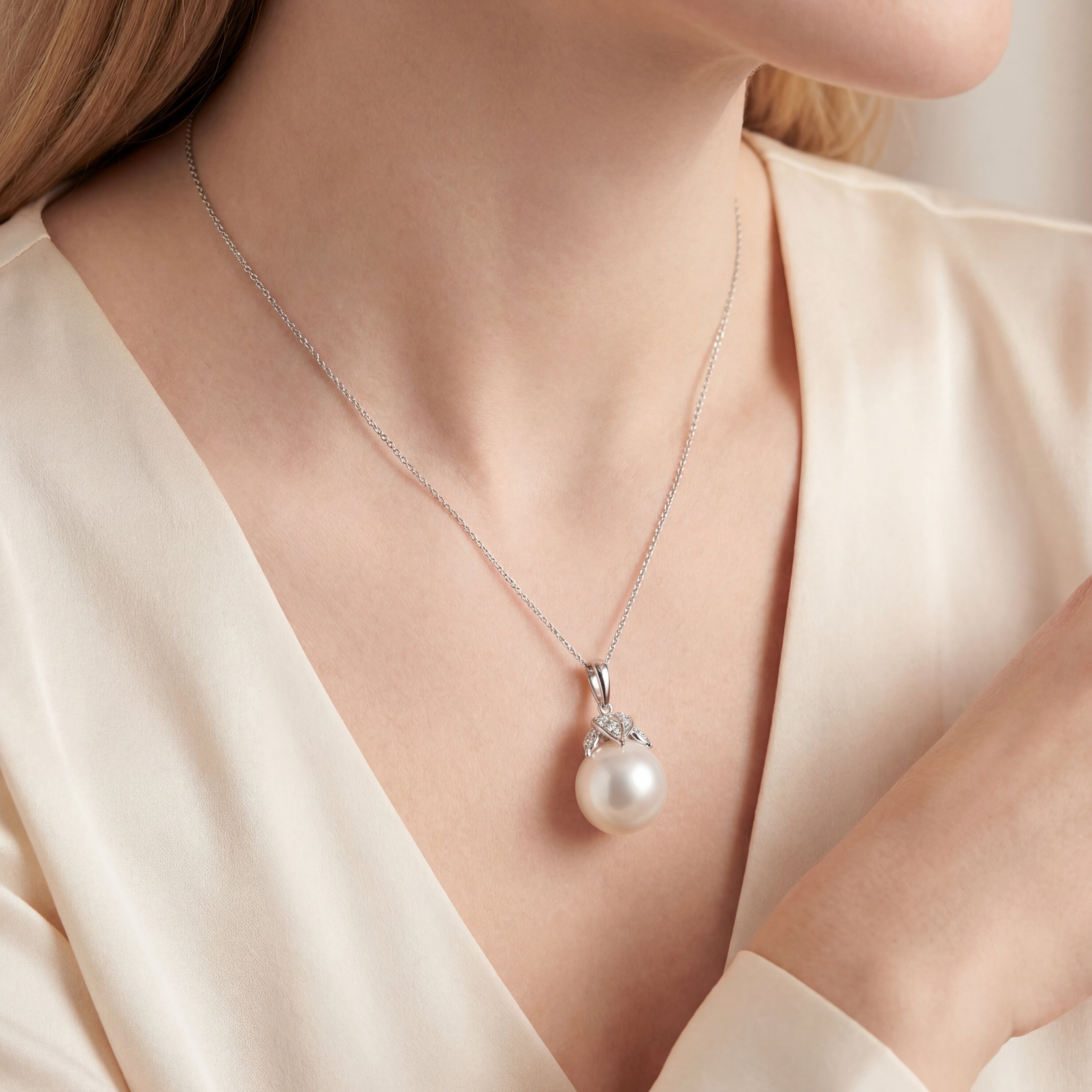 Australian South Sea Pearl - Oval 15 mm Petal Diamonds Bail