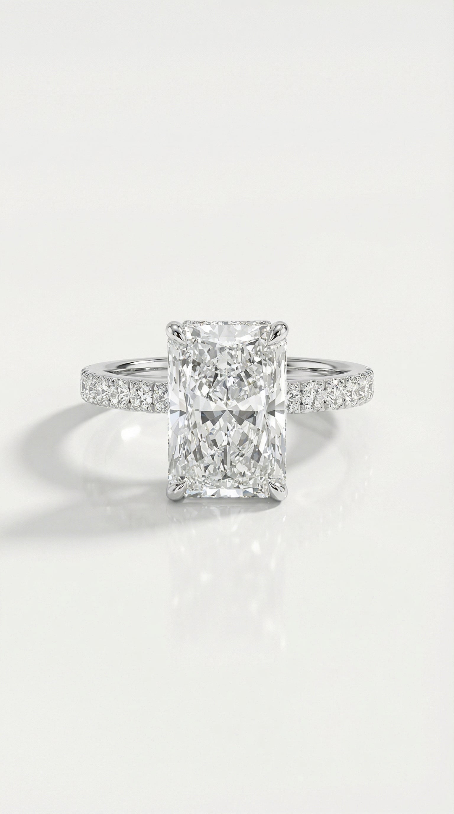 Levendi Classic - Radiant Diamond 5.00ct Engagement Ring