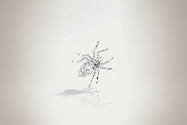 Arachnea Aurea - Web of love Diamond Ear Stud — Levendi Jewellers