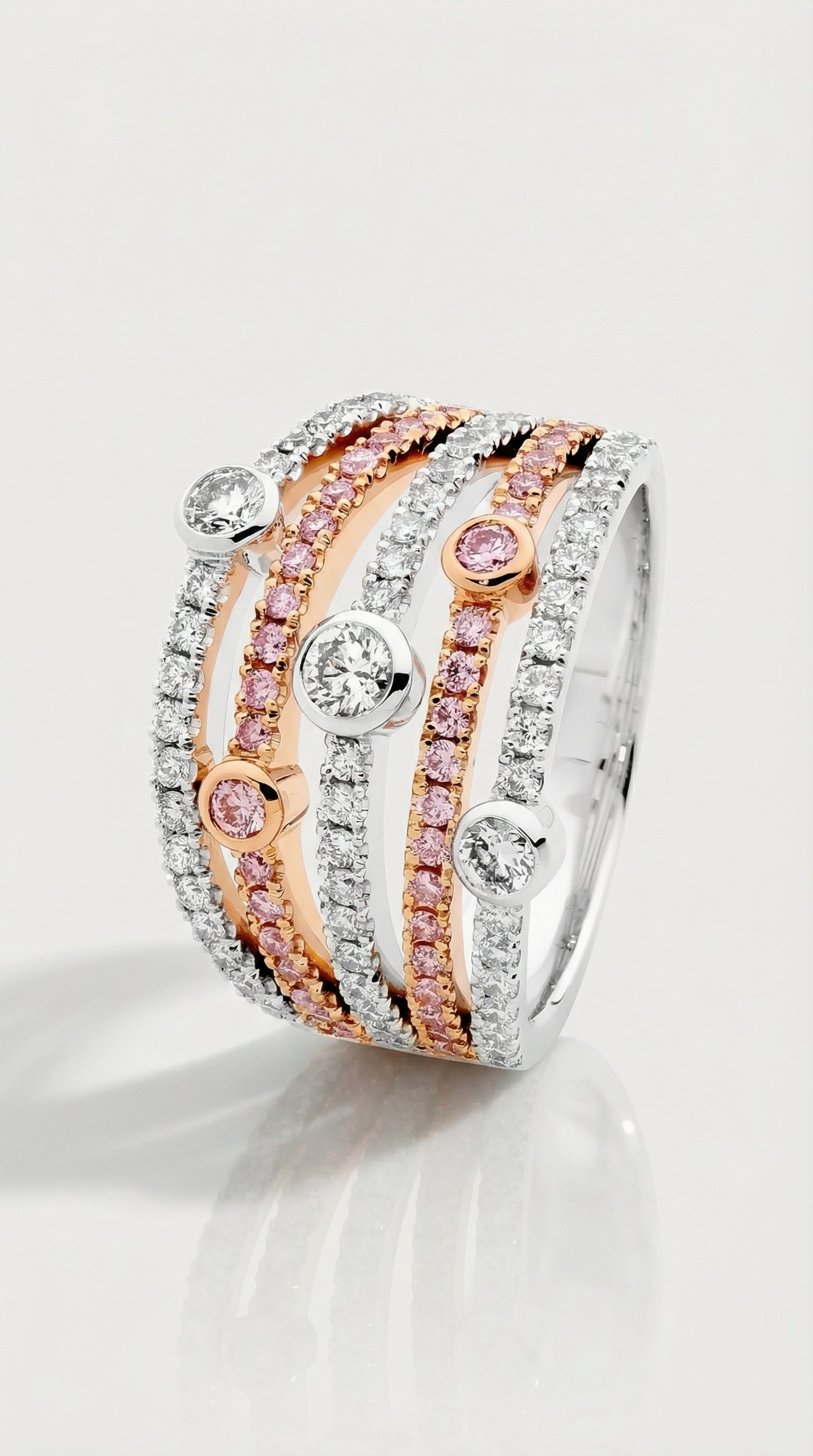 Argyle Essence - Odessa 5 Bands Diamonds Ring
