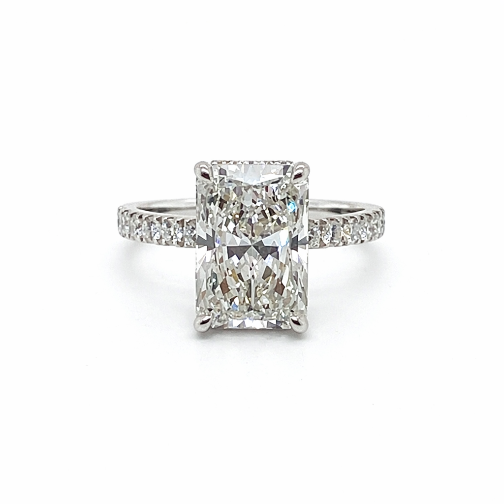 Levendi Classic - Radiant Diamond 5.00ct Engagement Ring