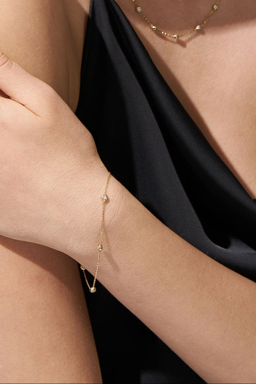 Two-sided Diamond Bezel Bracelet