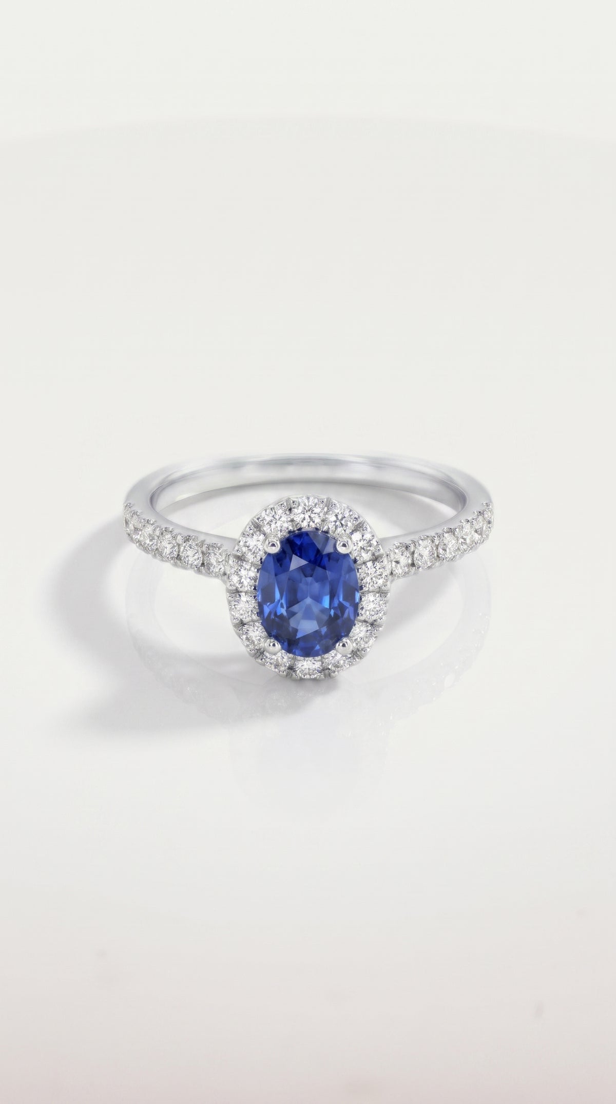 Oval Cut Ceylon Blue Sapphire 1.15 ct Diamond Halo Ring — Levendi Jewellers