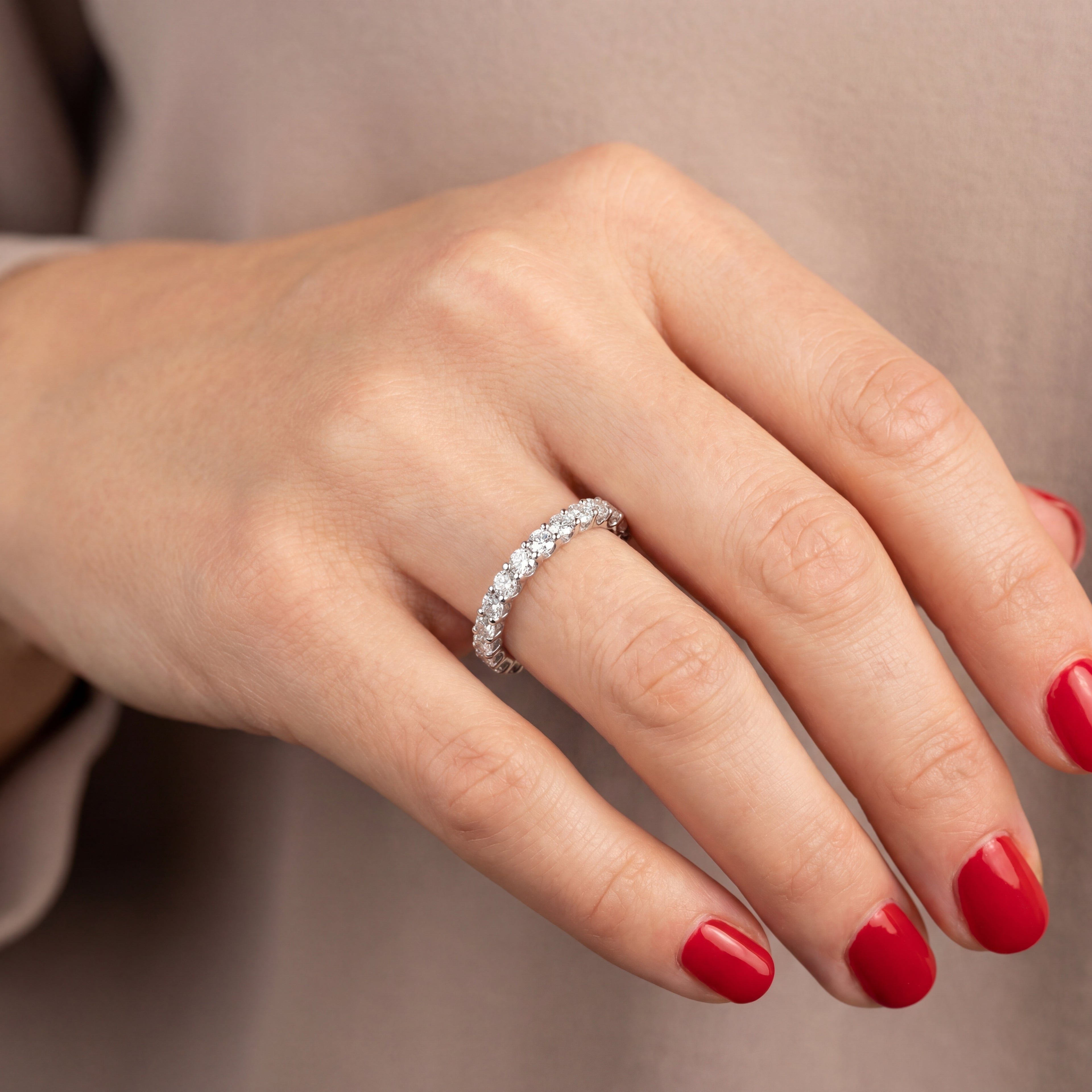 Wedding Band - Round Brilliant Cut Full Circle