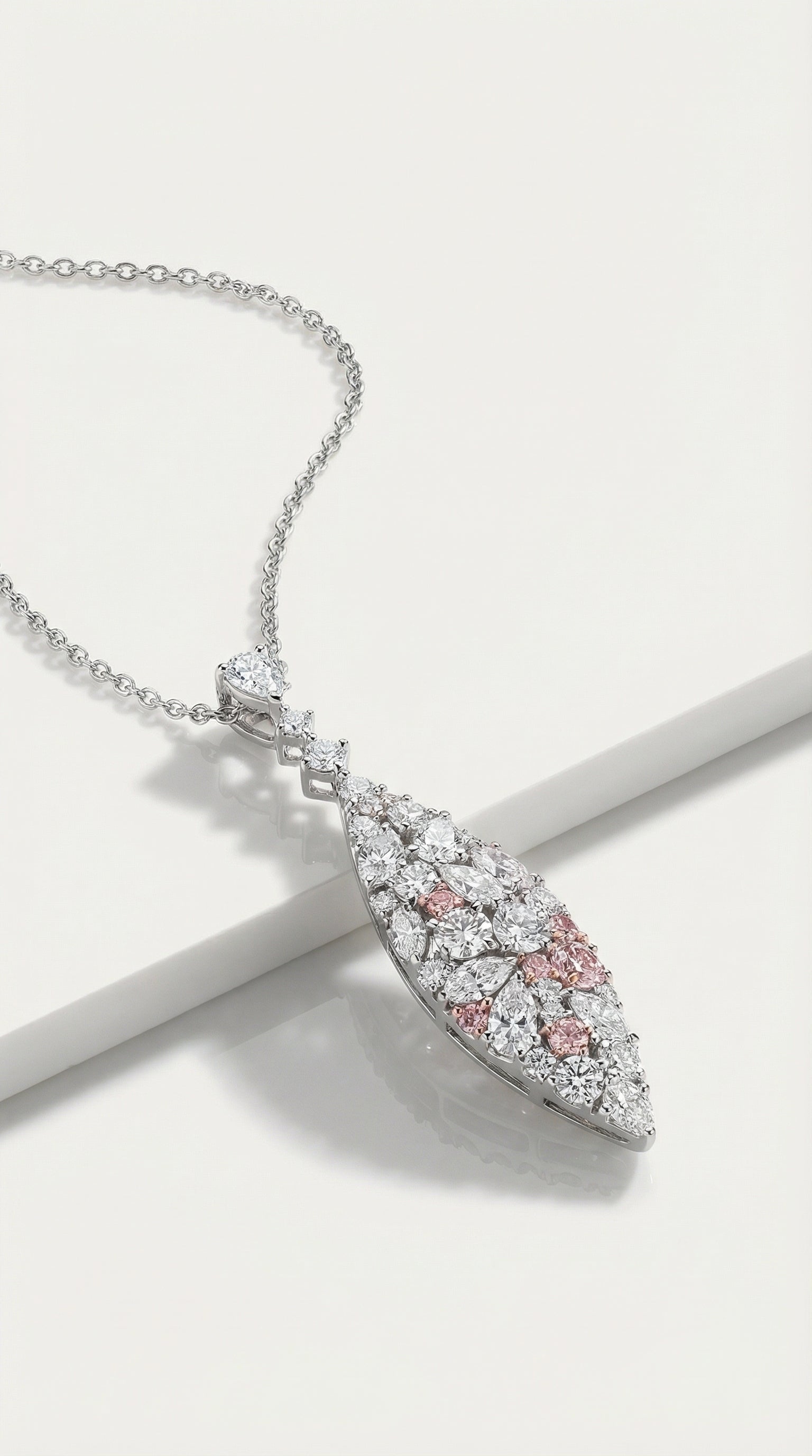 Argyle Essence - The Adamas Necklace