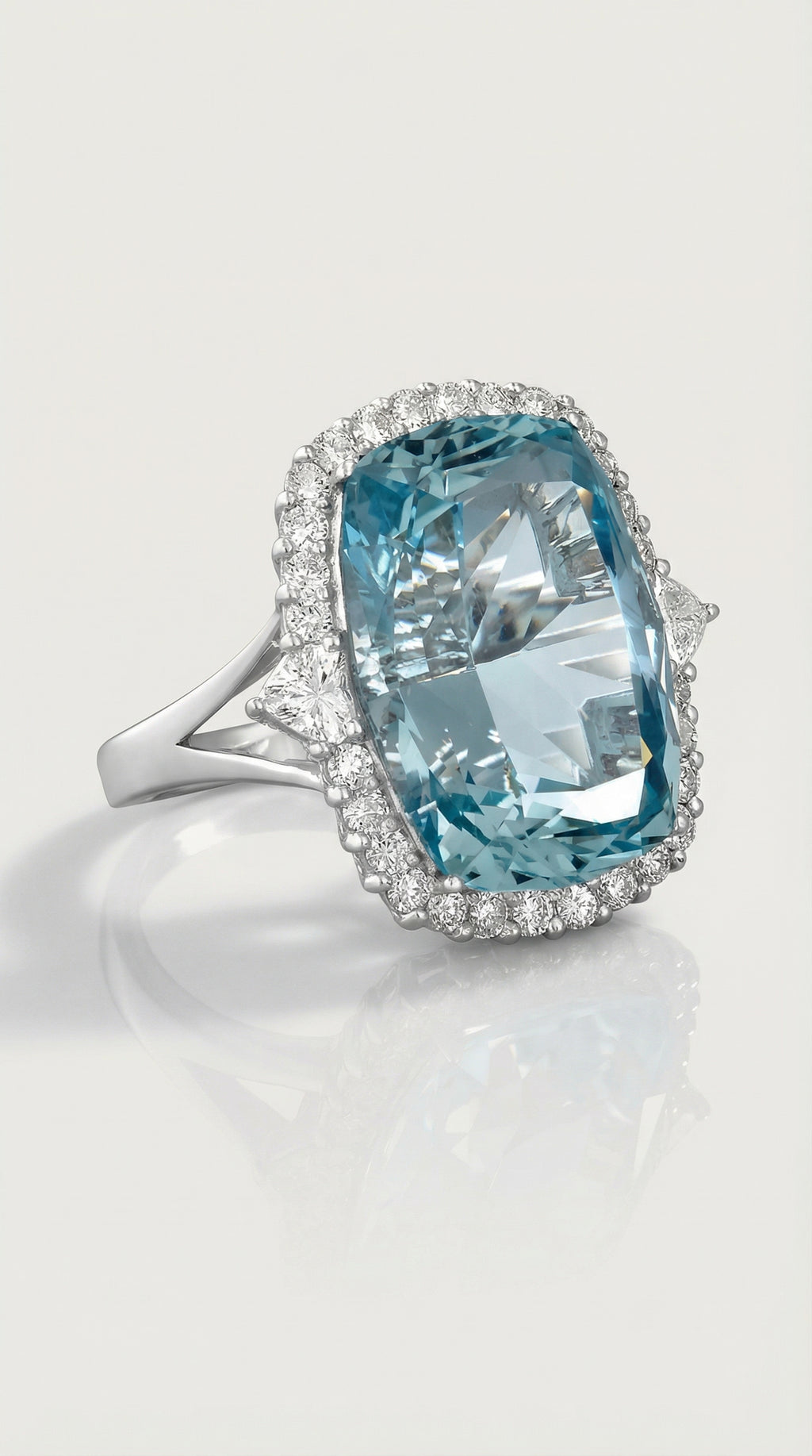 Ocean Empress Aquamarine & Diamond Ring — Levendi Jewellers