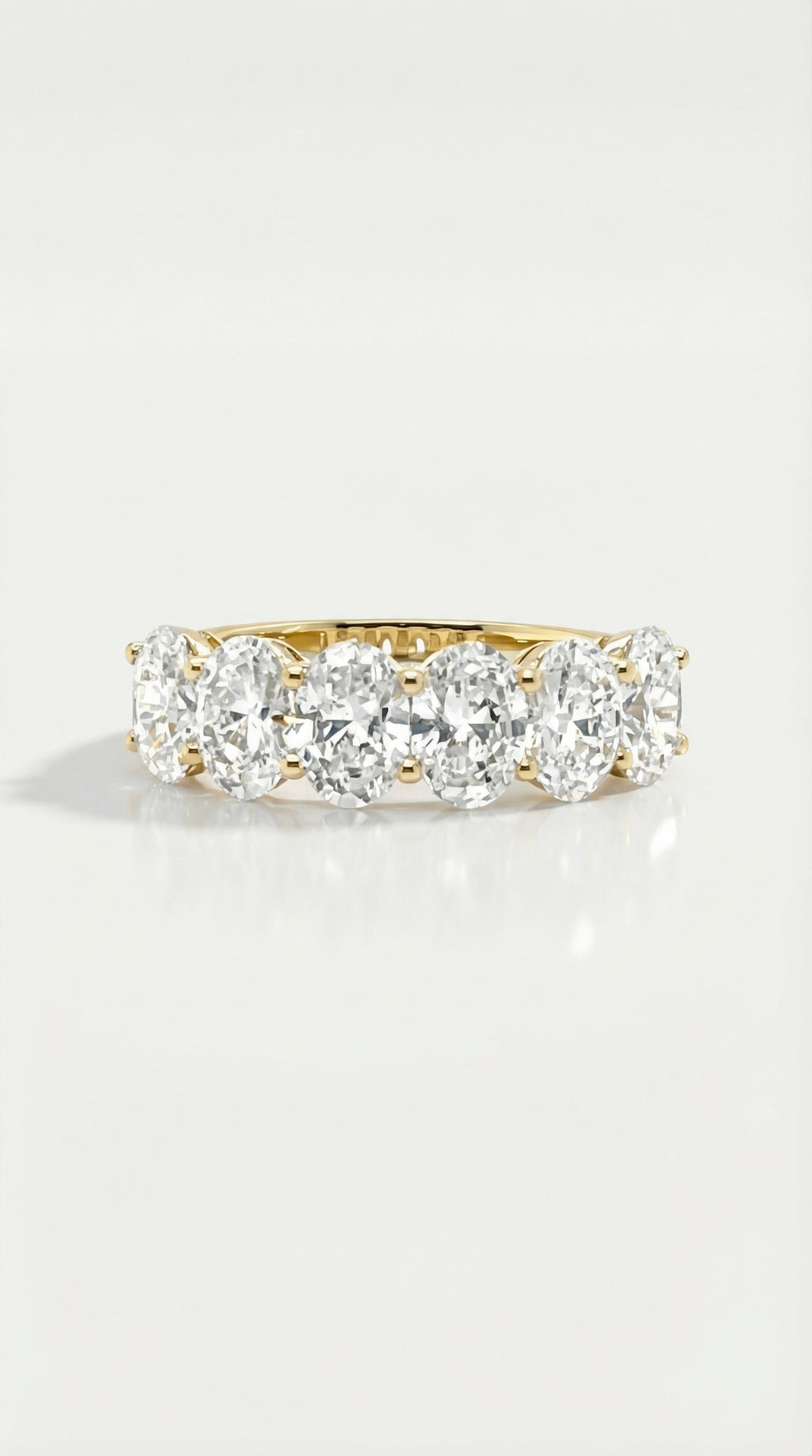 Wedding band Classic - Oval 5 Diamonds Shared Claws — Levendi Jewellers