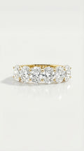 Wedding band Classic - Oval 5 Diamonds Shared Claws