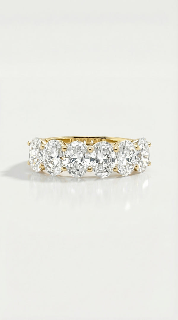 Wedding band Classic - Oval 5 Diamonds Shared Claws — Levendi Jewellers