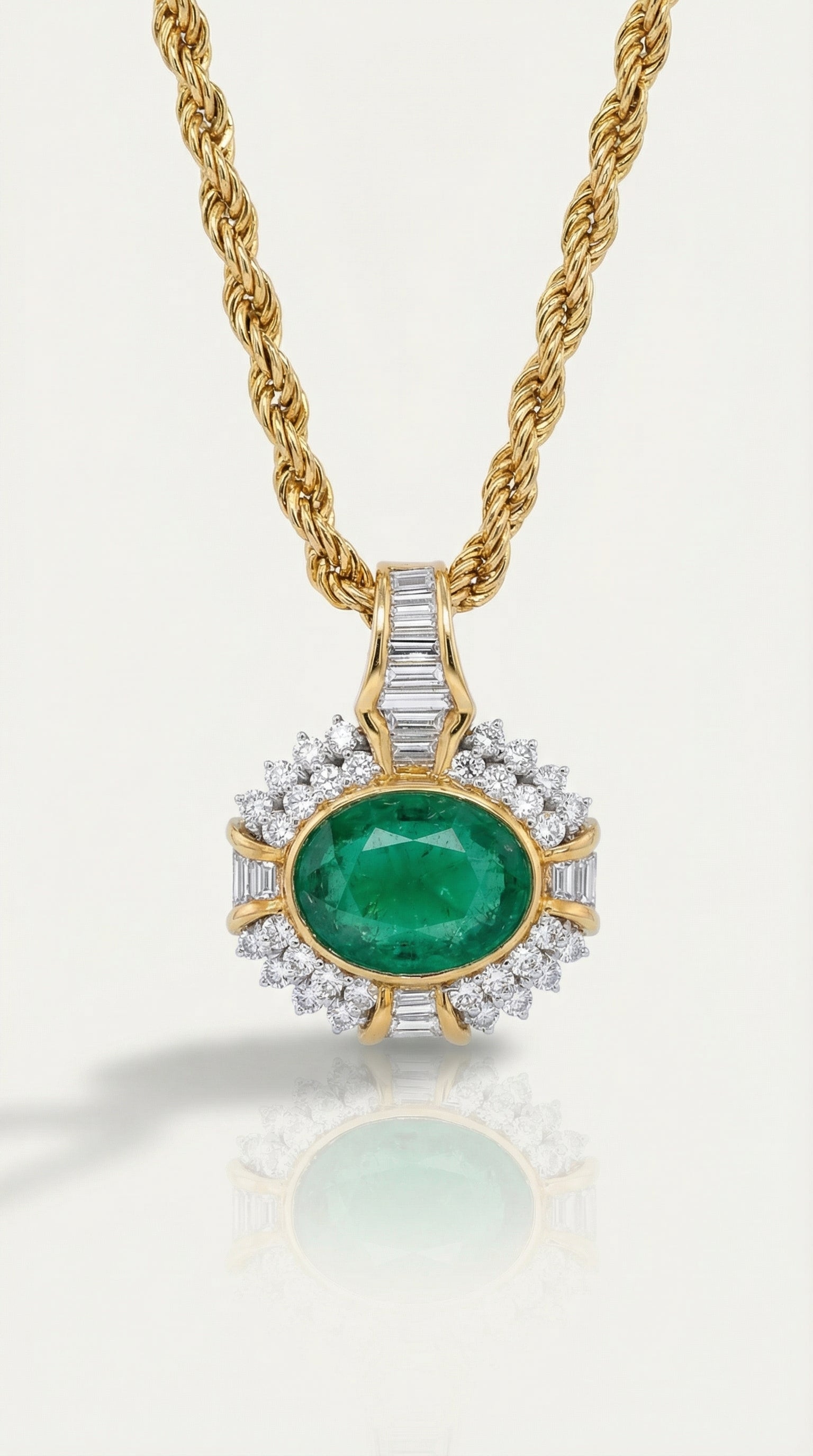 Les Jardins Emerald Pendant