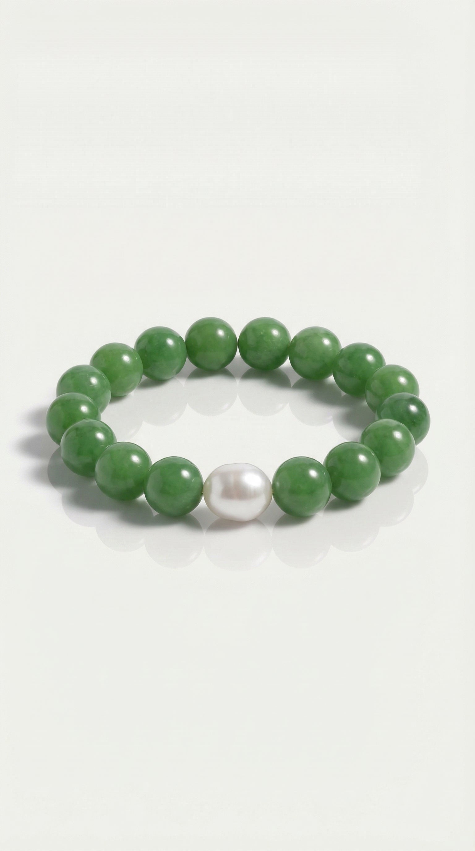 Australian South Sea & Chalcedony Bracelet