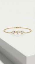 Fine 3 Diamonds Bezel Bracelet