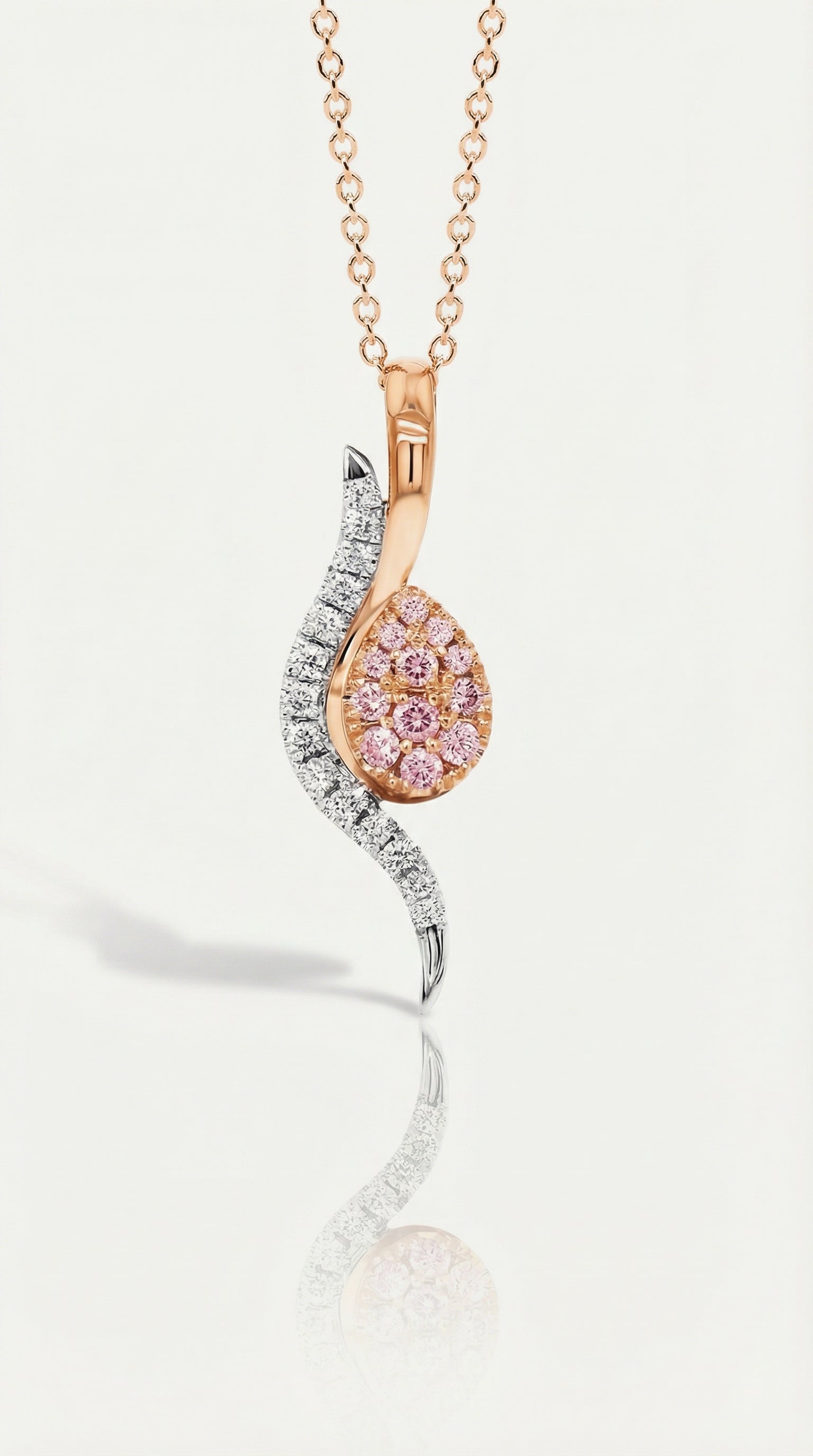 Argyle Essence - Thalia Diamonds Wave Pendant
