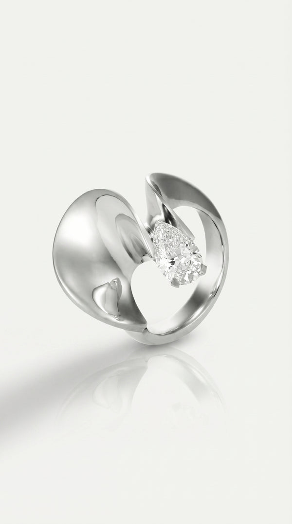 The Aurora - Award Winning Diamond Ring — Levendi Jewellers