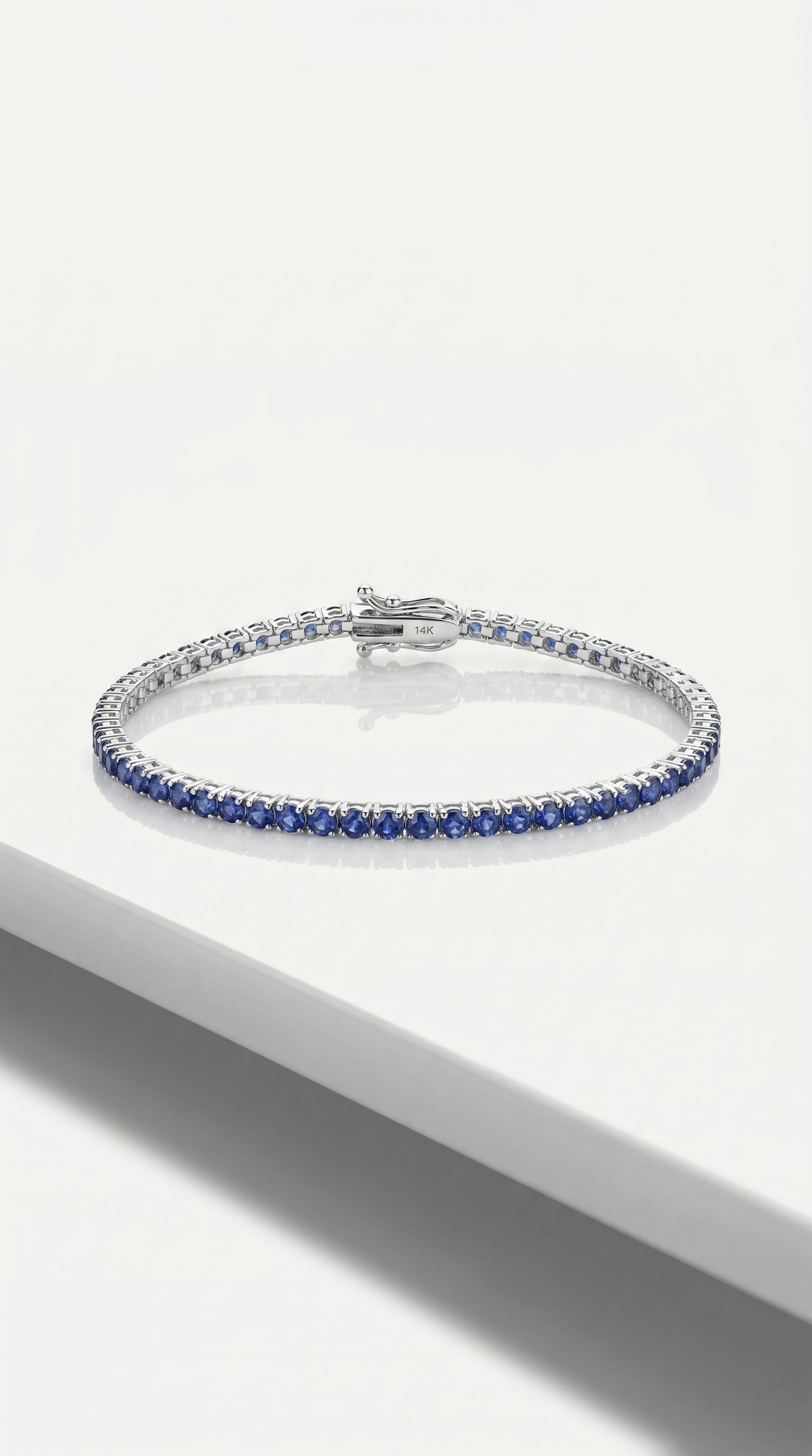 Classic Levendi 4 Claws Sapphires Tennis Bracelet