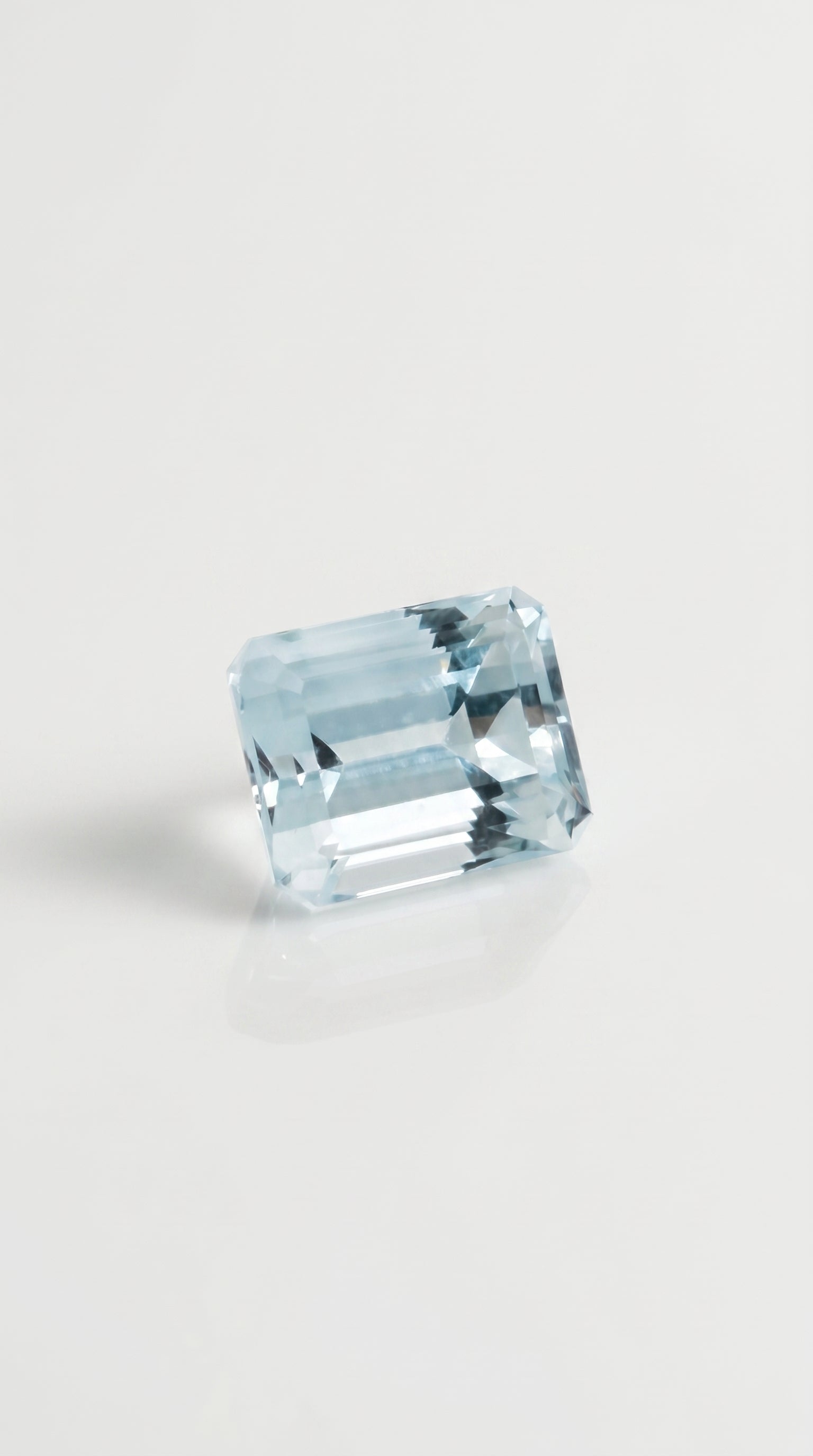 Loose Gemstone - Emerald Cut Aquamarine 1.70ct