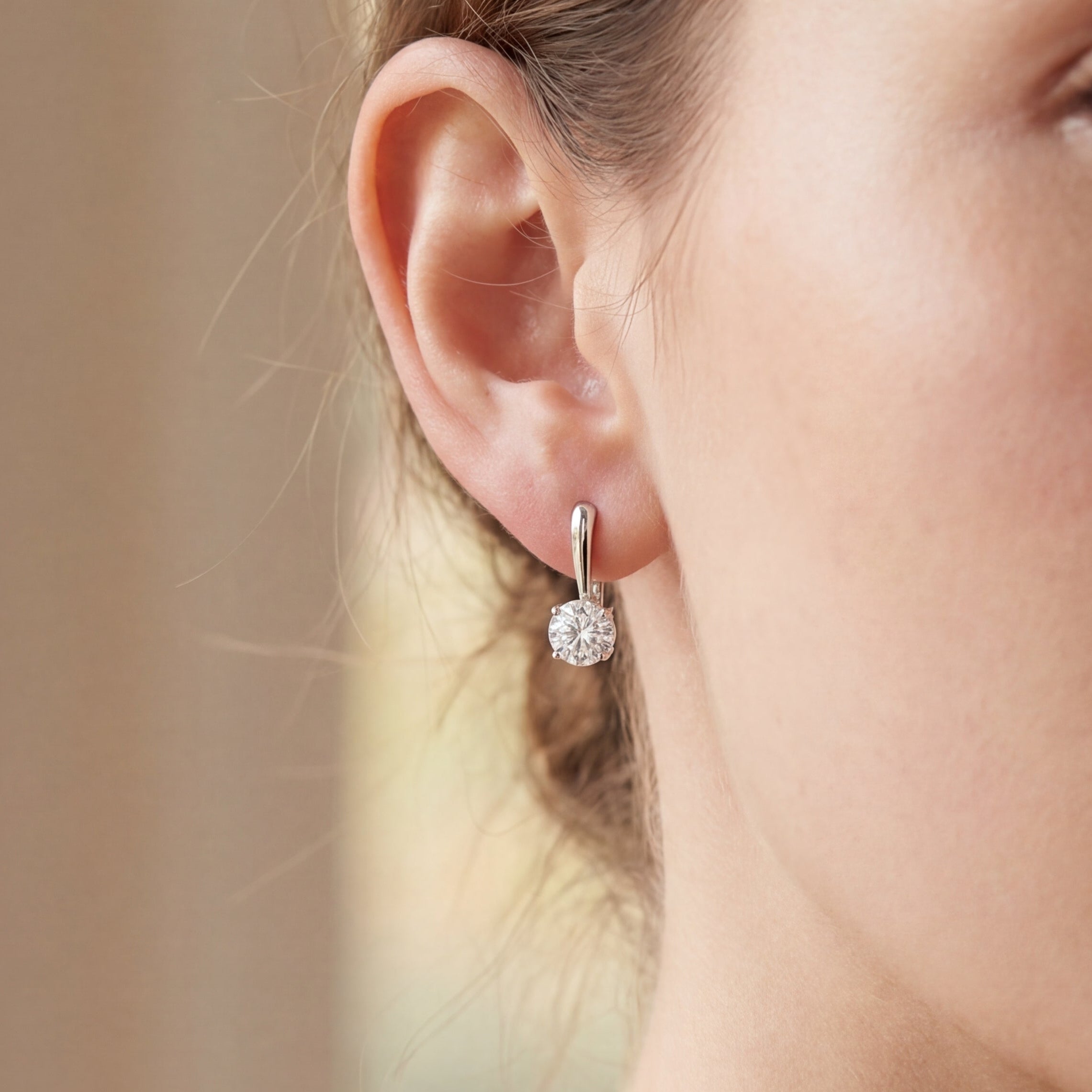 Moon Drop Diamonds Earrings
