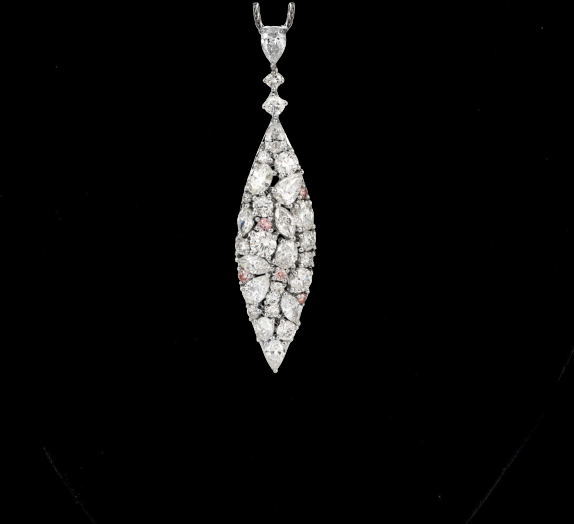 Argyle Essence - The Adamas Necklace
