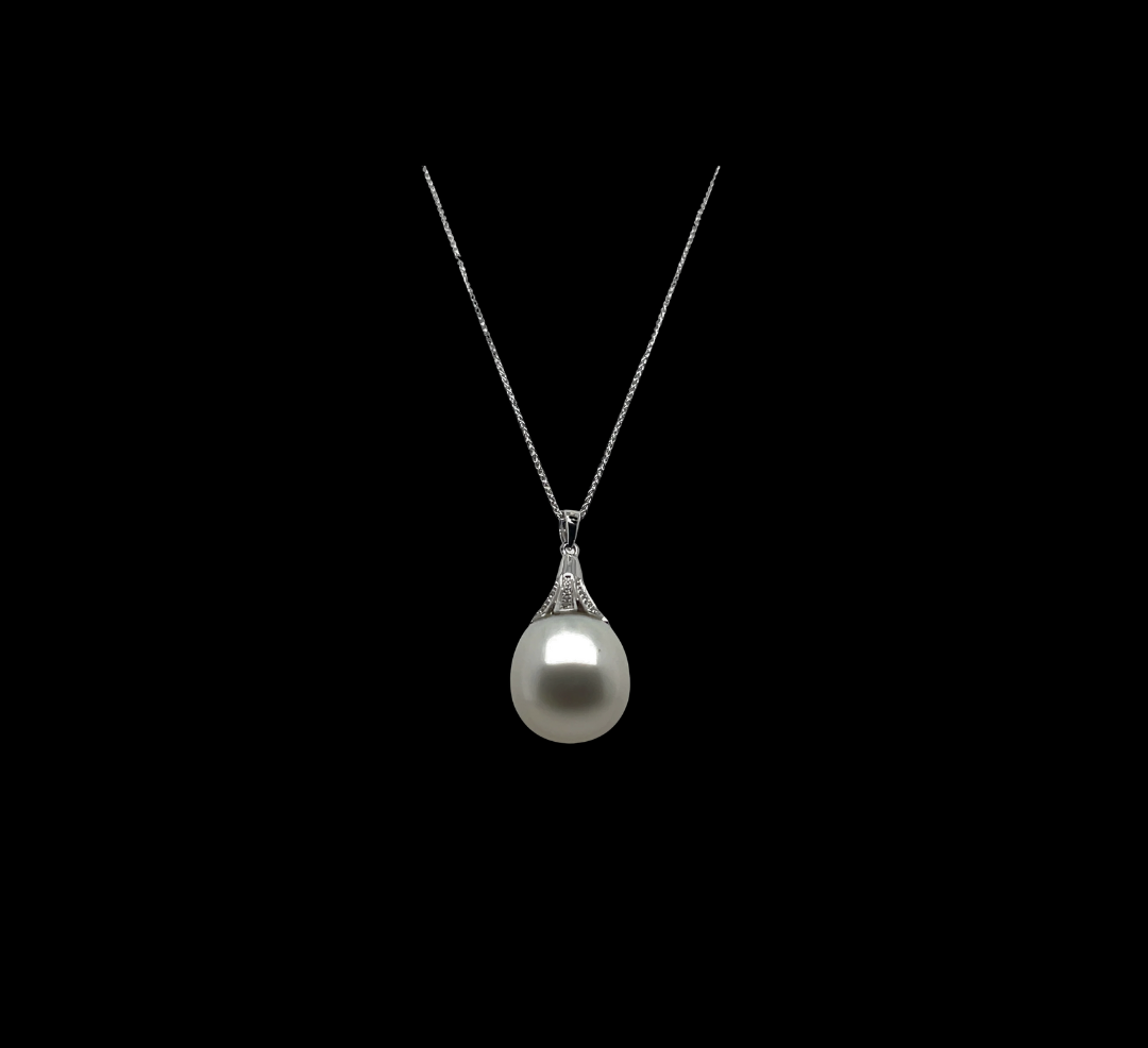 Australian South Sea Pearl & Diamonds Pendant 16 mm