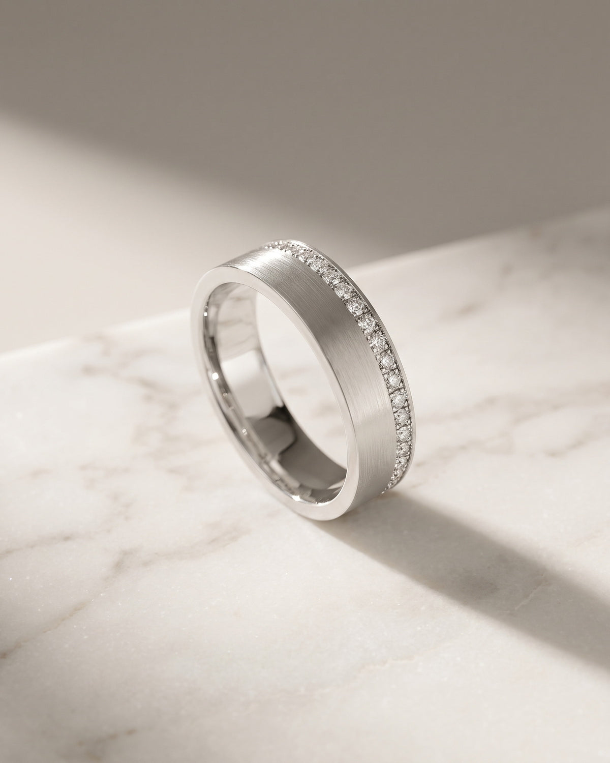 Full Circle Diamond Ring — Levendi Jewellers
