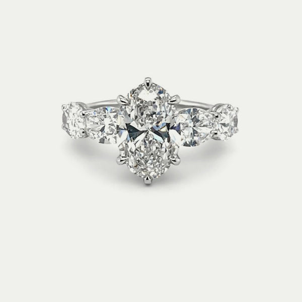 Levendi Classic - Oval 4.00ct Engagement Ring