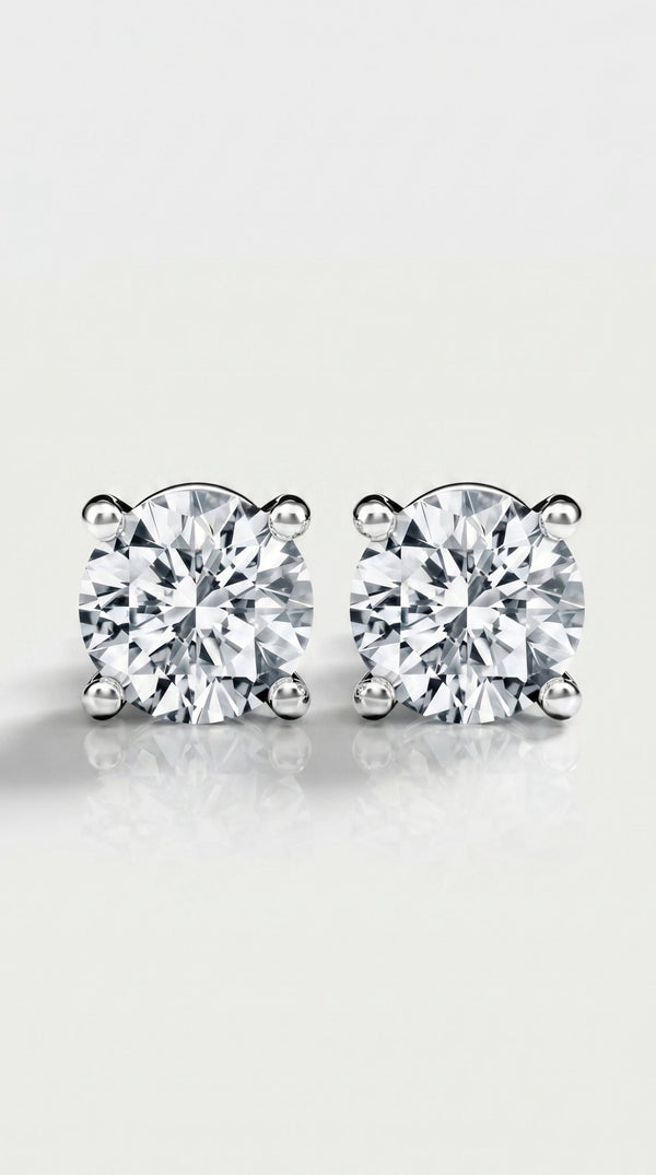 Classic Levendi 4 Claws Diamond Studs