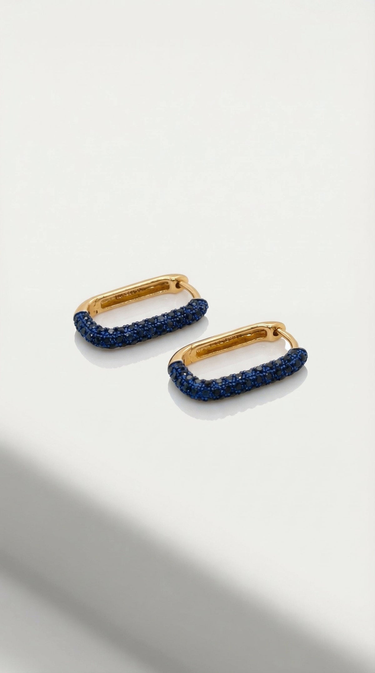 Levendi Essentials - U shape Blue Sapphire pavé Hoops