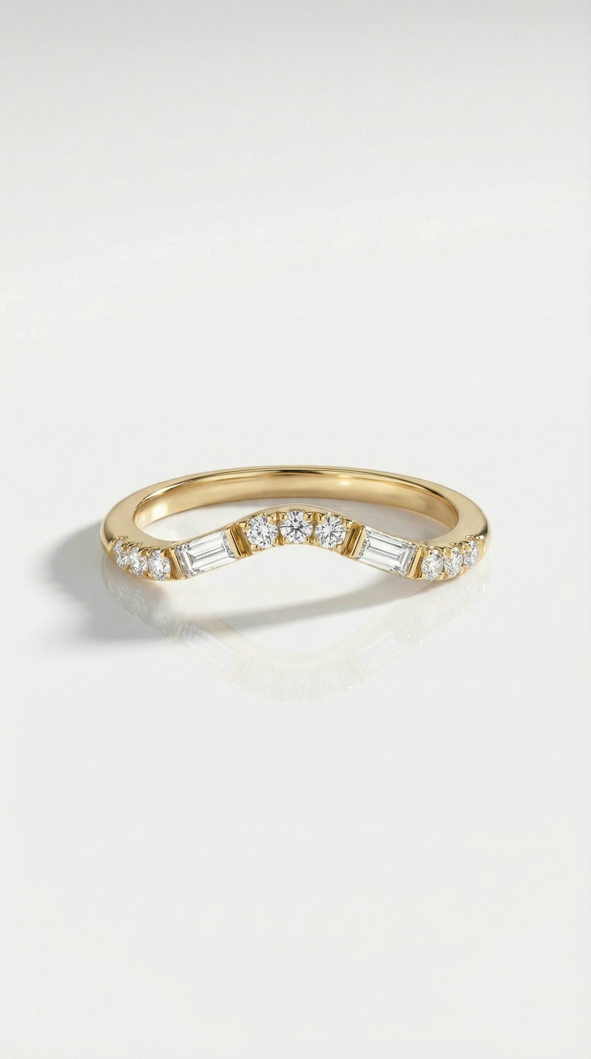 Wedding band - Baguette & Round Soft Curve
