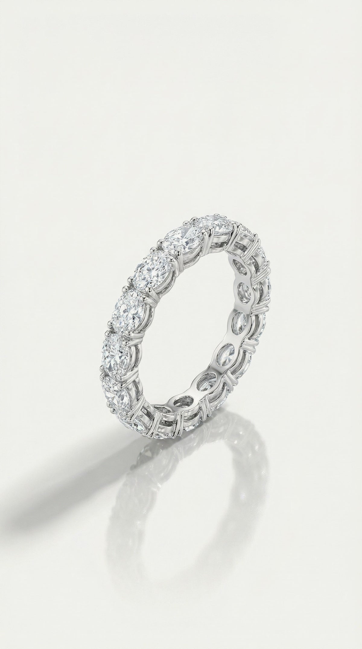 Wedding Band - White Gold Round 11 Stone Diamond