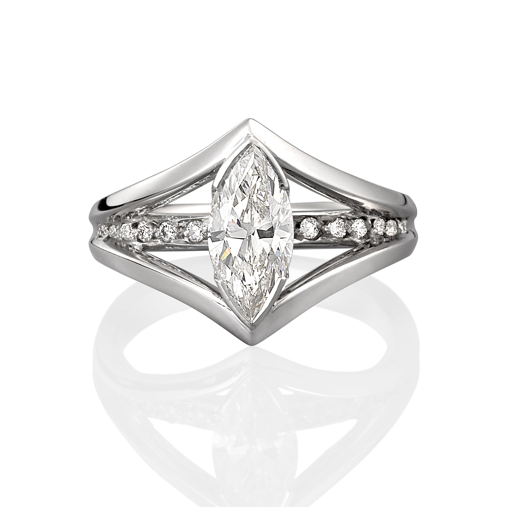 Ellipse Marquise Engagement Ring