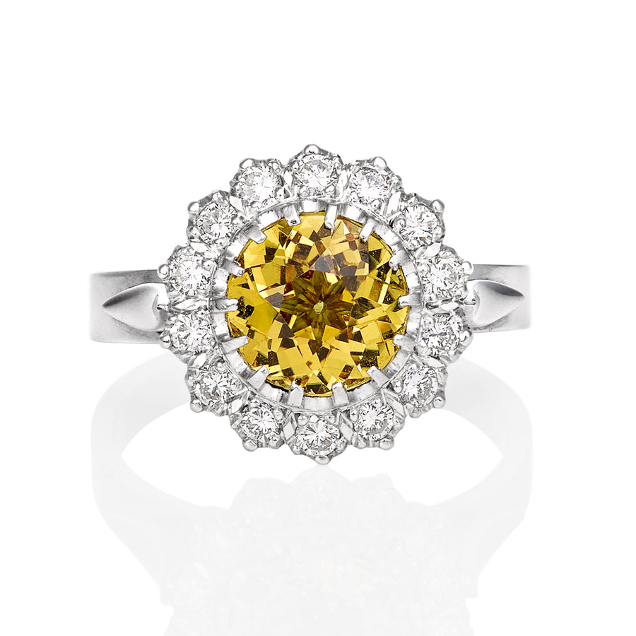 Australian Yellow Saphire & Diamond Ring